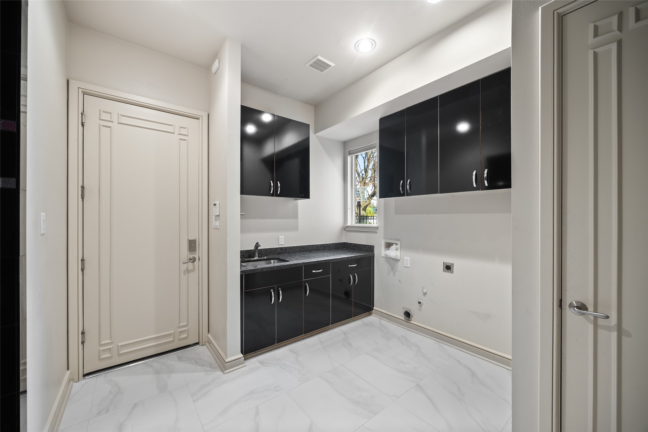 5608 Stone Cliff Court Dallas TX 75287