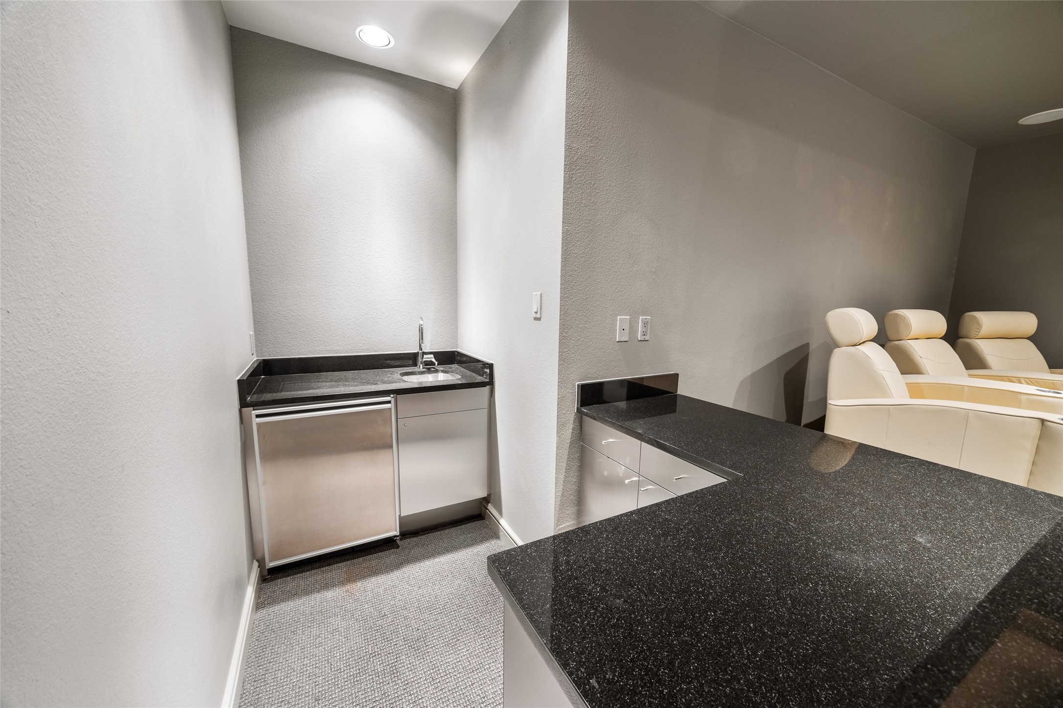 5608 Stone Cliff Court Dallas TX 75287
