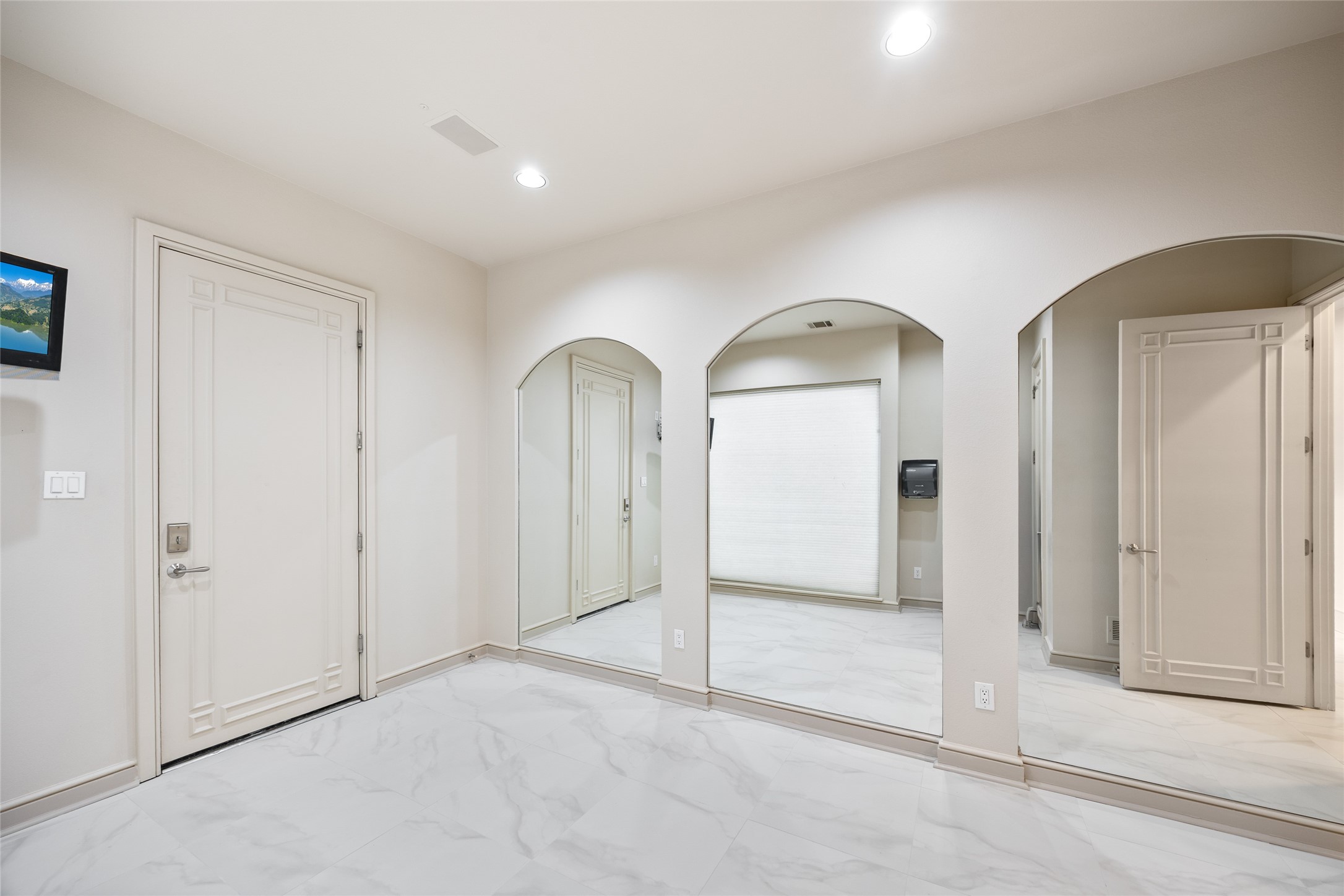 5608 Stone Cliff Court Dallas TX 75287