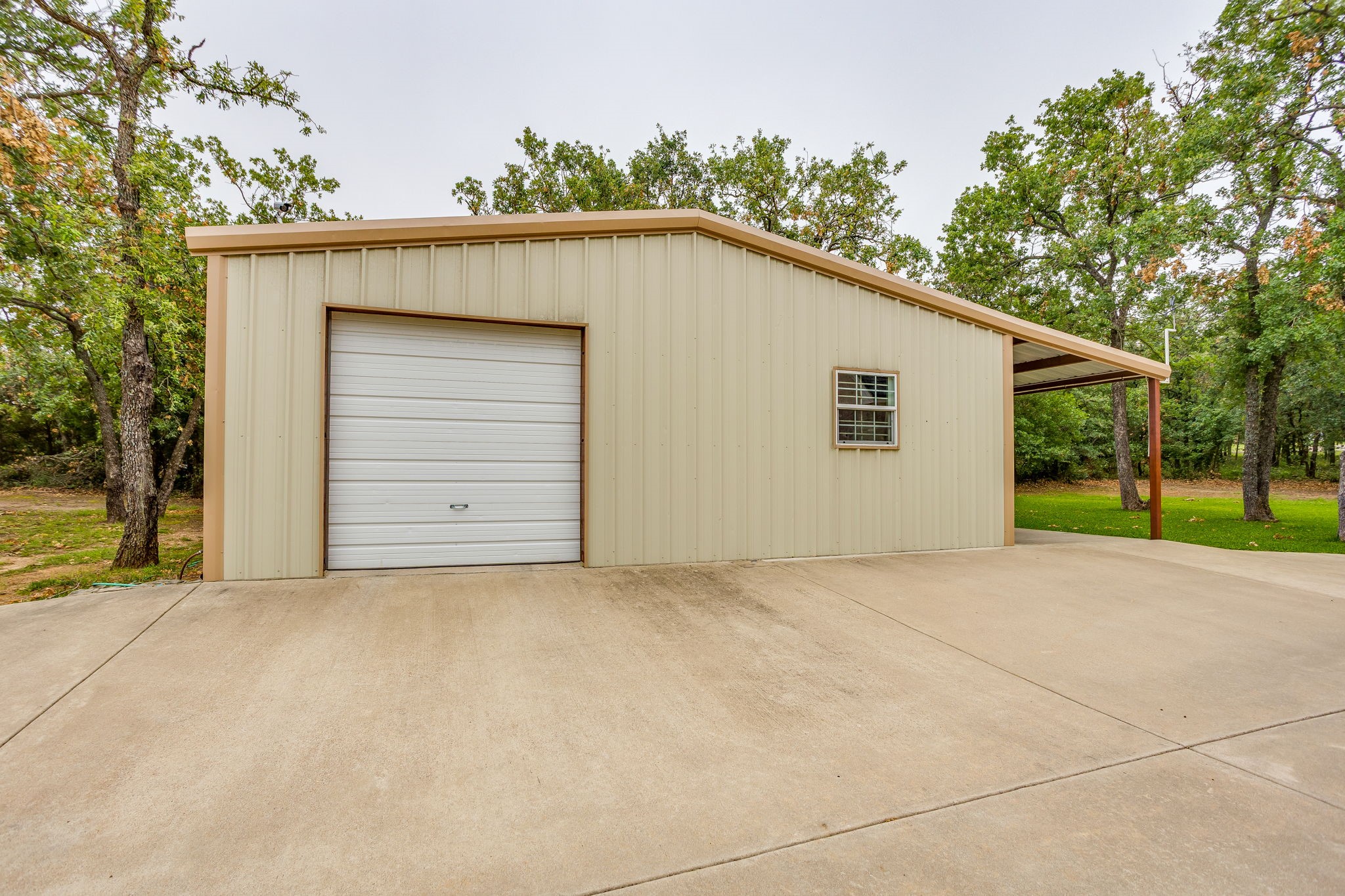 263 Oak Creek Circle Springtown TX 76082