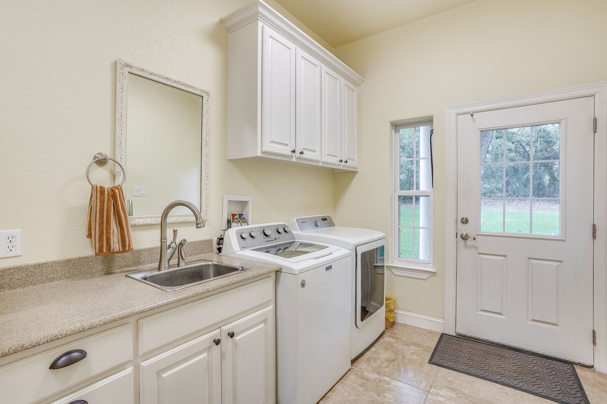 263 Oak Creek Circle Springtown TX 76082