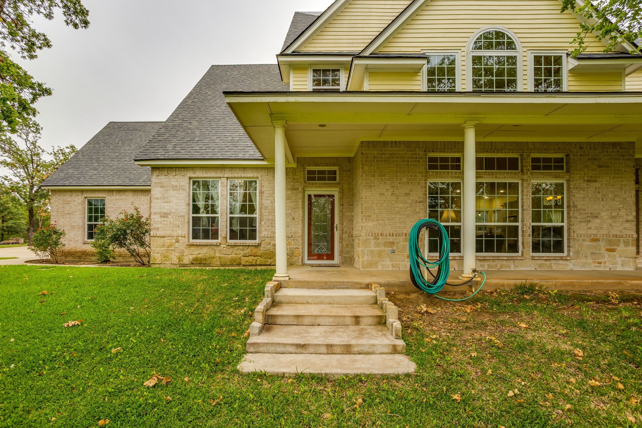 263 Oak Creek Circle Springtown TX 76082