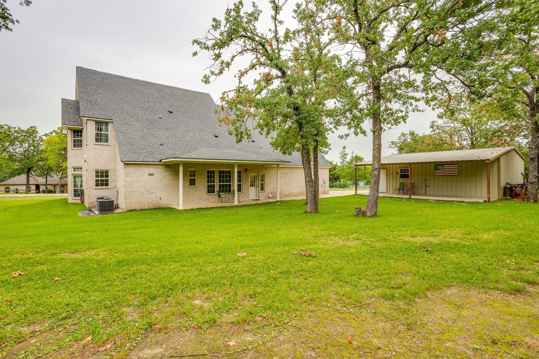 263 Oak Creek Circle Springtown TX 76082