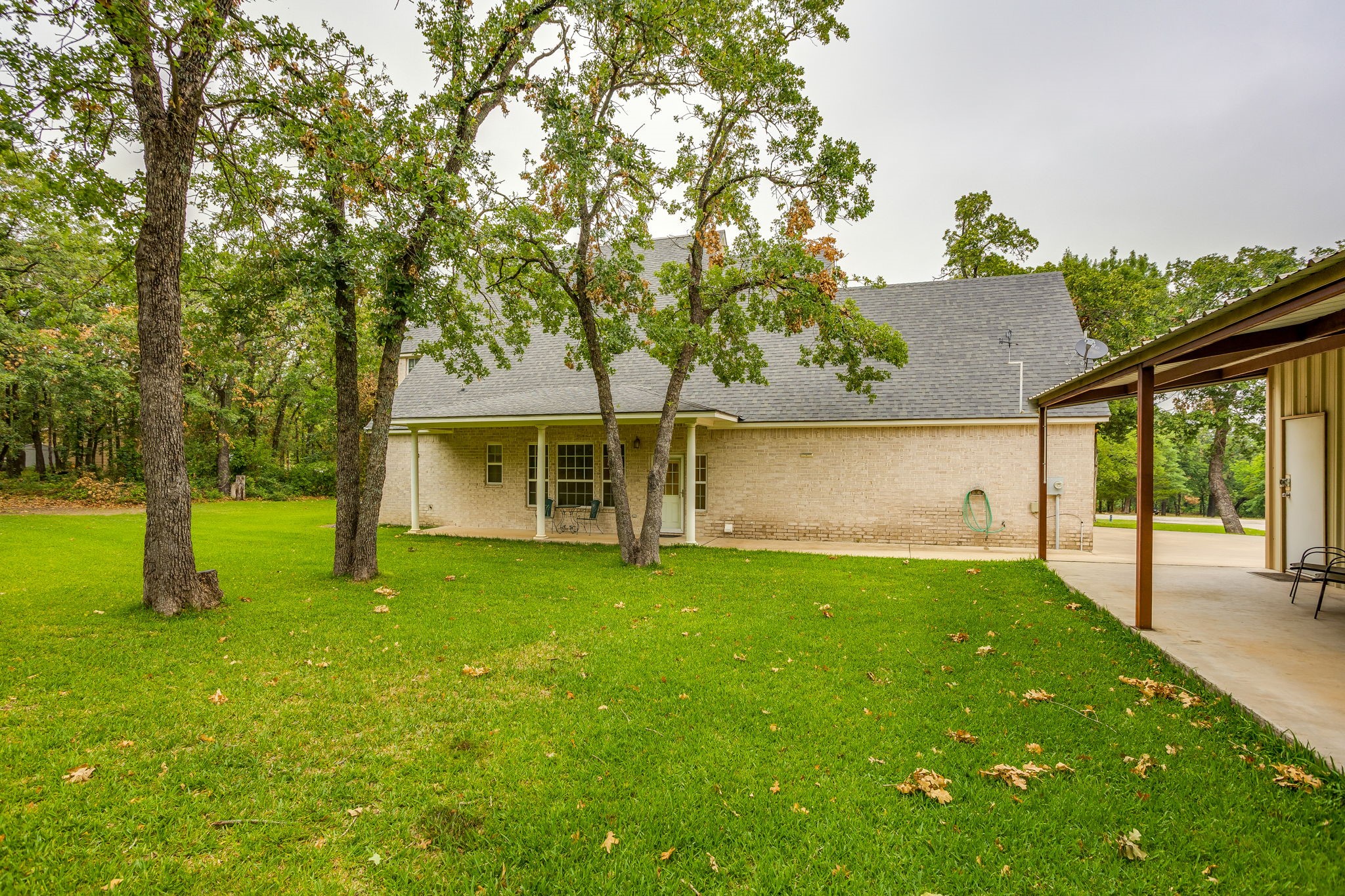 263 Oak Creek Circle Springtown TX 76082