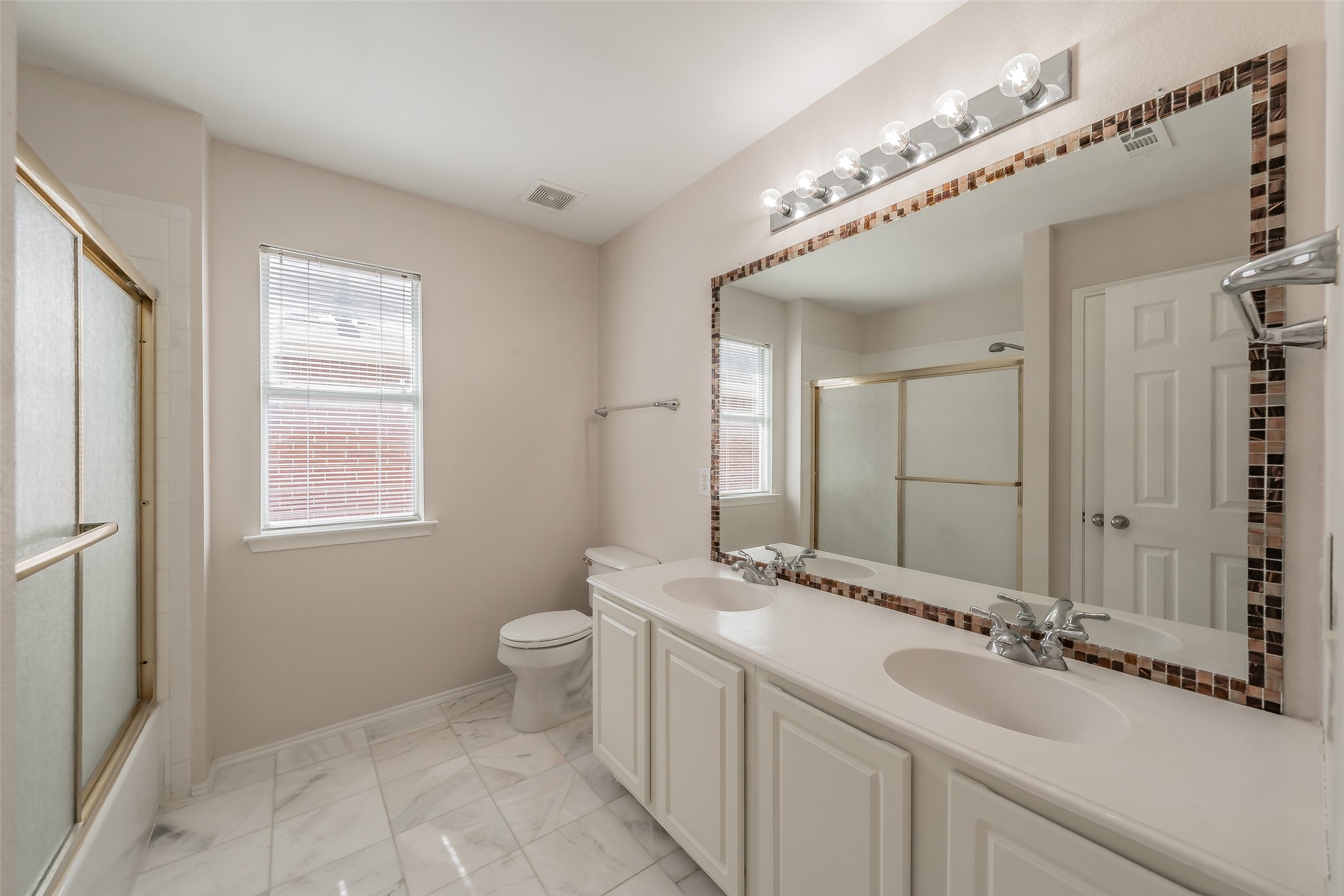 5786 Walnut Creek Drive Fort Worth TX 76137