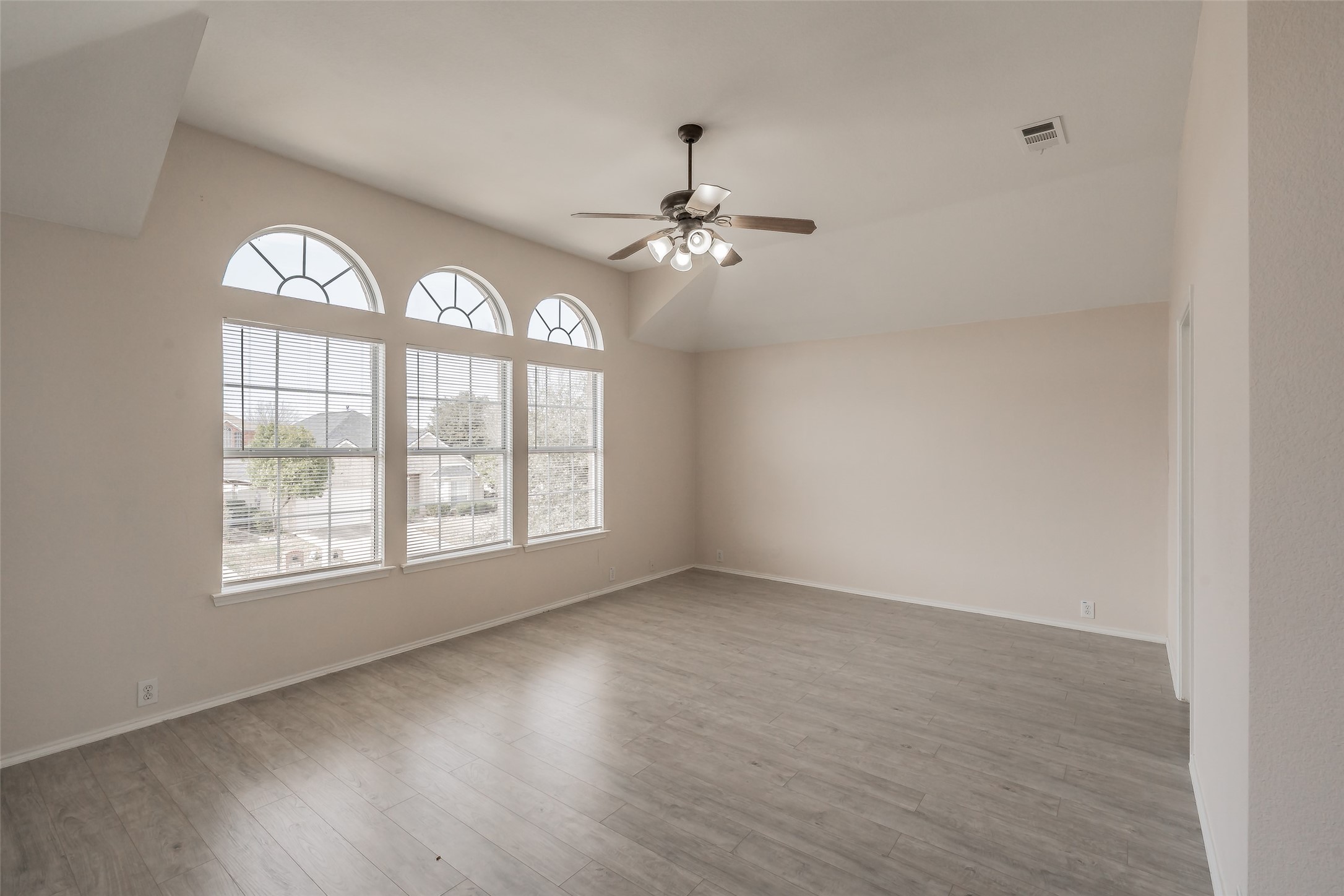 5786 Walnut Creek Drive Fort Worth TX 76137