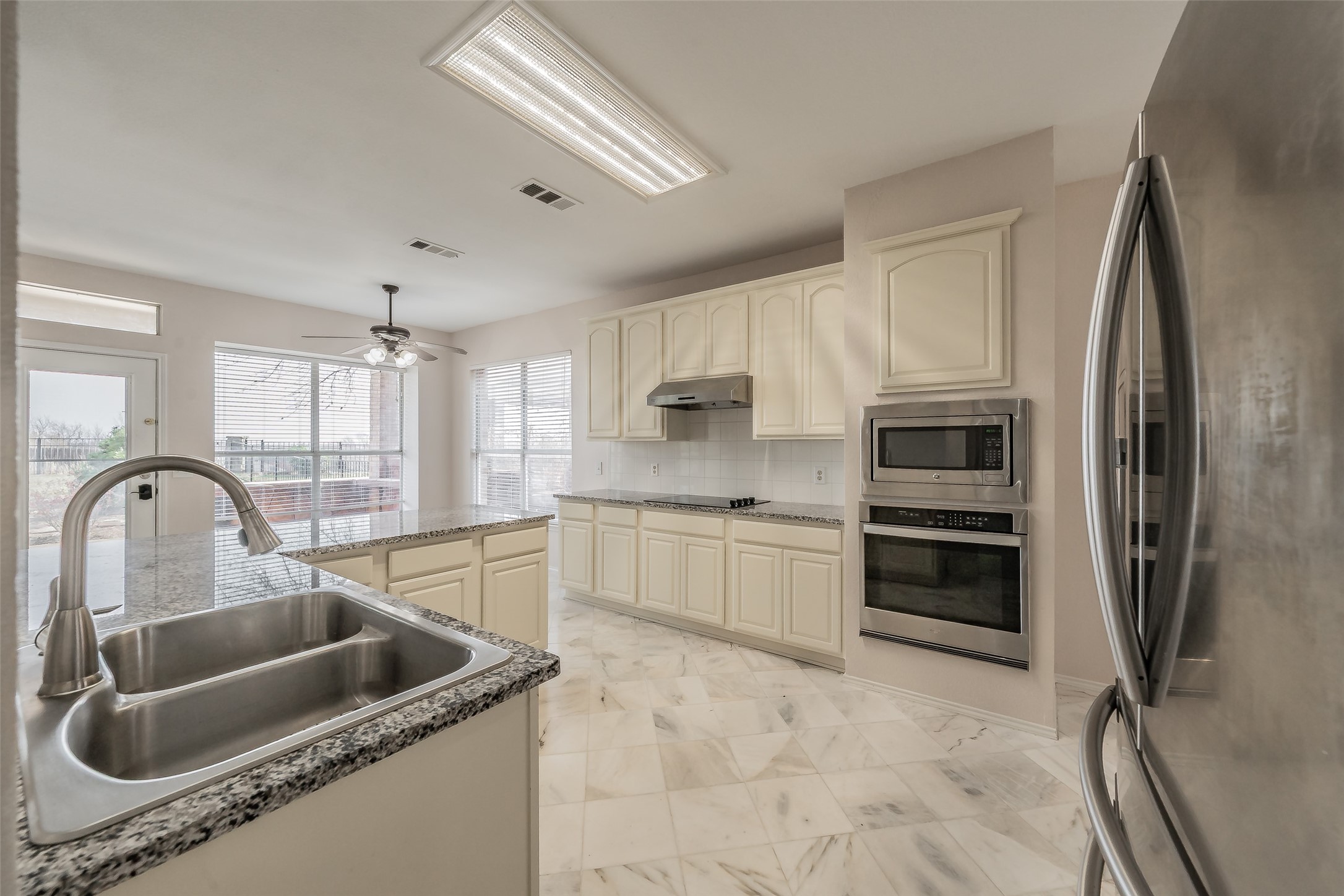 5786 Walnut Creek Drive Fort Worth TX 76137