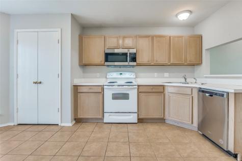 800 Ponselle Drive Arlington TX 76001