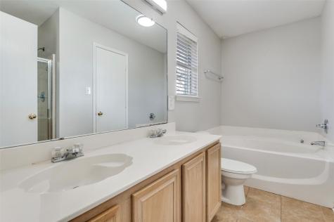 800 Ponselle Drive Arlington TX 76001