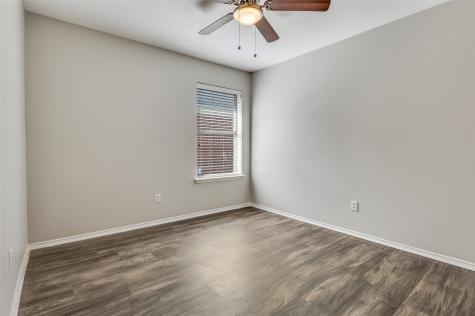 800 Ponselle Drive Arlington TX 76001