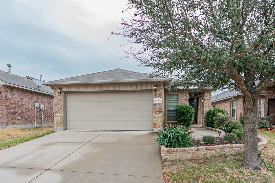 5064 Britton Ridge Lane Fort Worth TX 76179