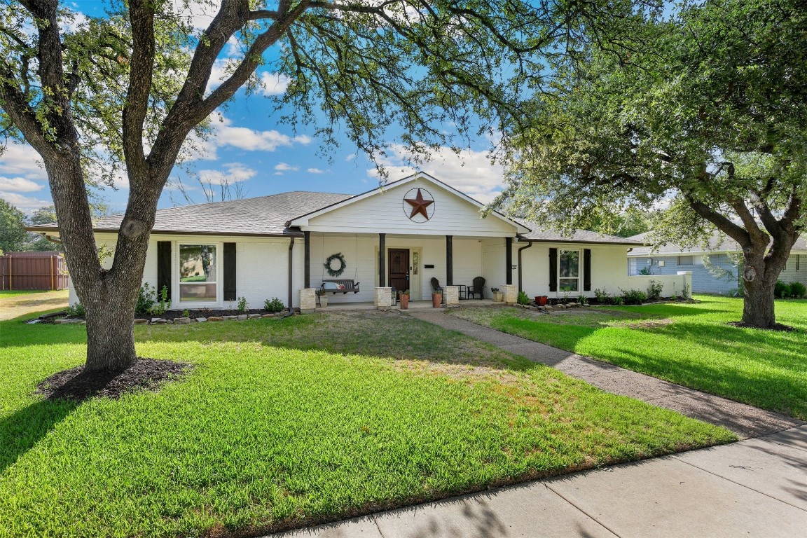 2502 Canterbury Drive Carrollton TX 75006