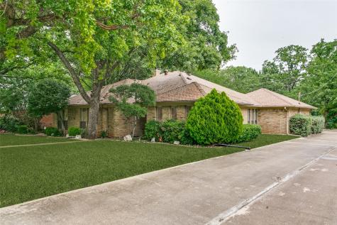 2818 N Creekwood Drive Grapevine TX 76051