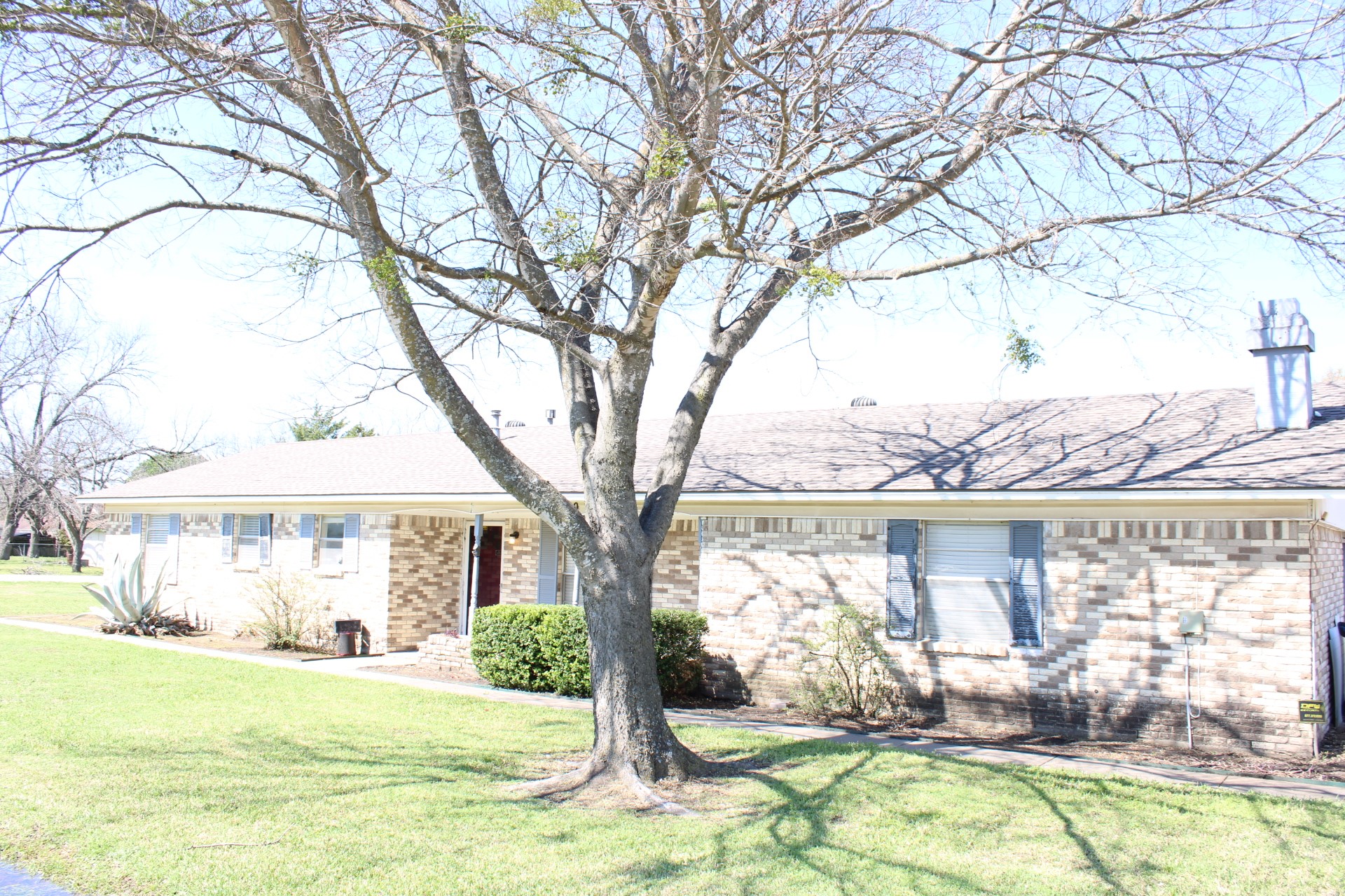 110 E Vanston Lane Crandall TX 75114