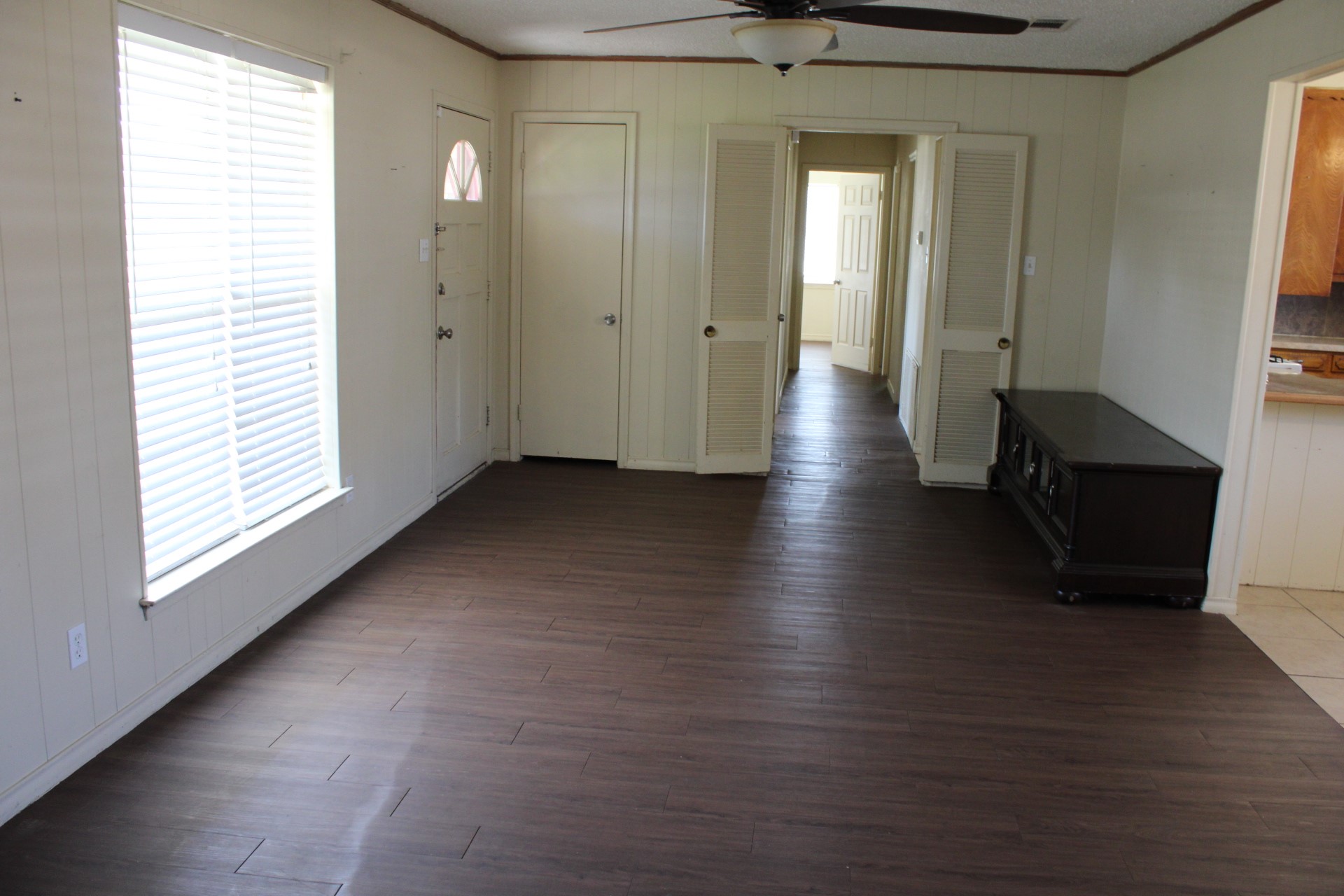 110 E Vanston Lane Crandall TX 75114