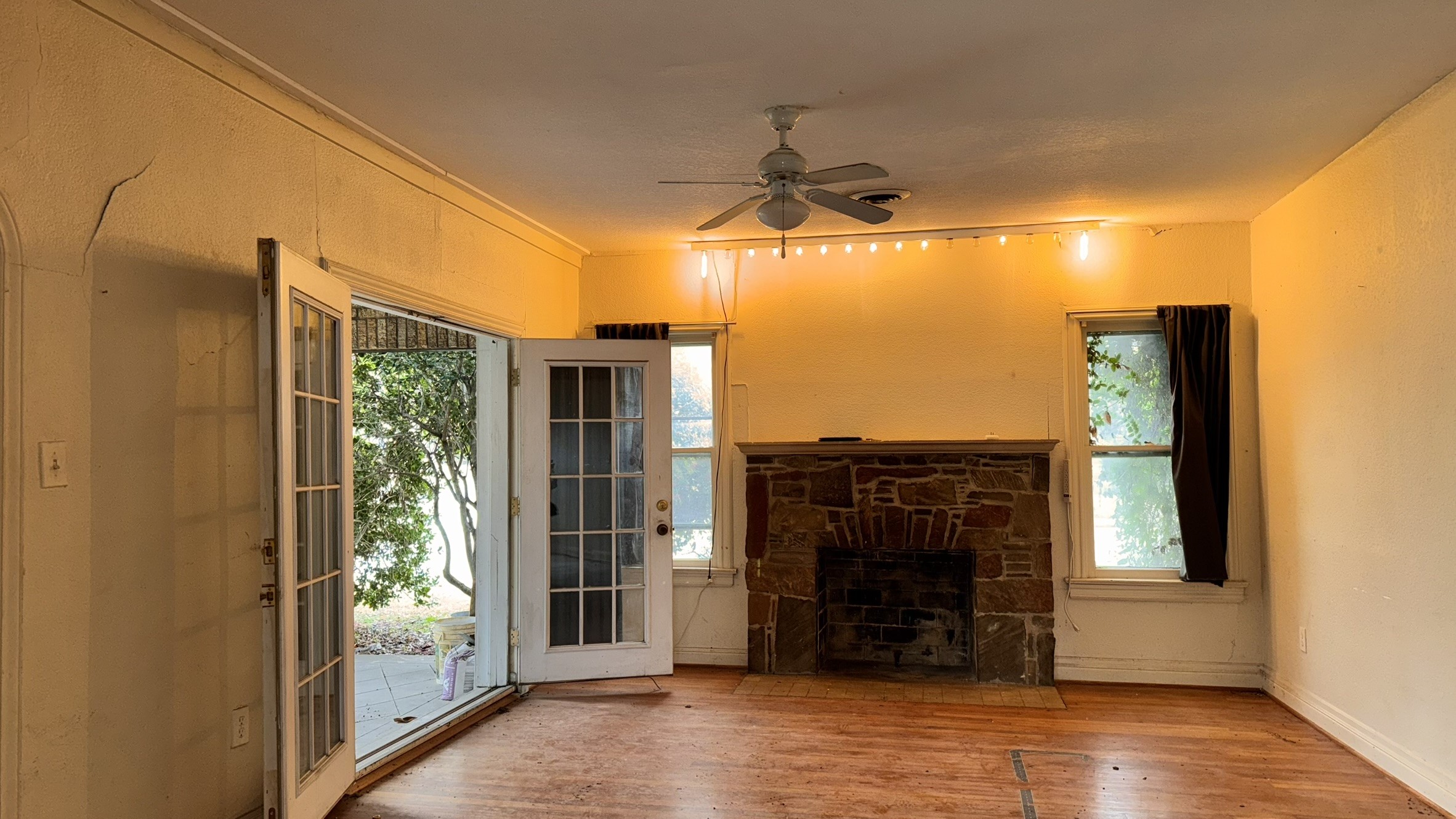 5936 Overlook Drive Dallas TX 75227