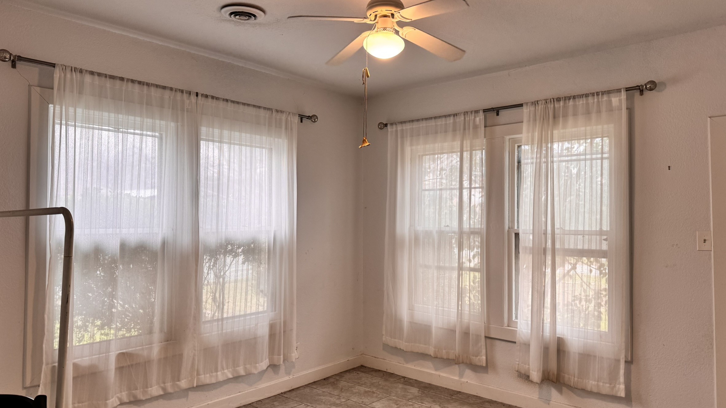 5936 Overlook Drive Dallas TX 75227