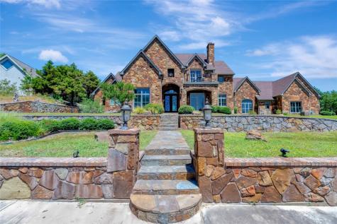 121 Silver Valley Lane Fort Worth TX 76108