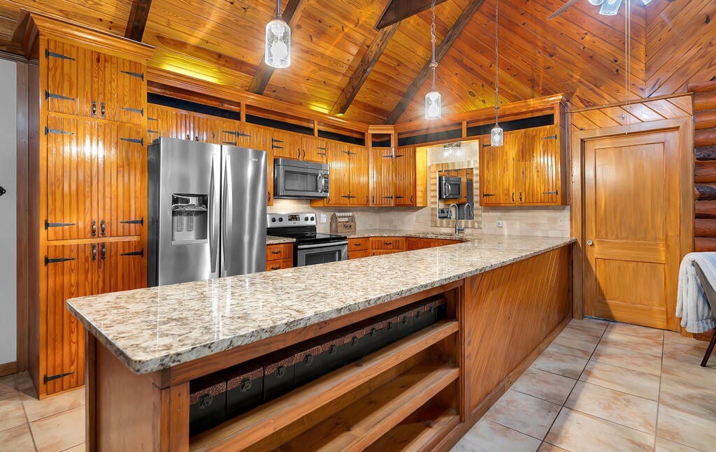 114 Quail Lake Drive W Whitney TX 76692