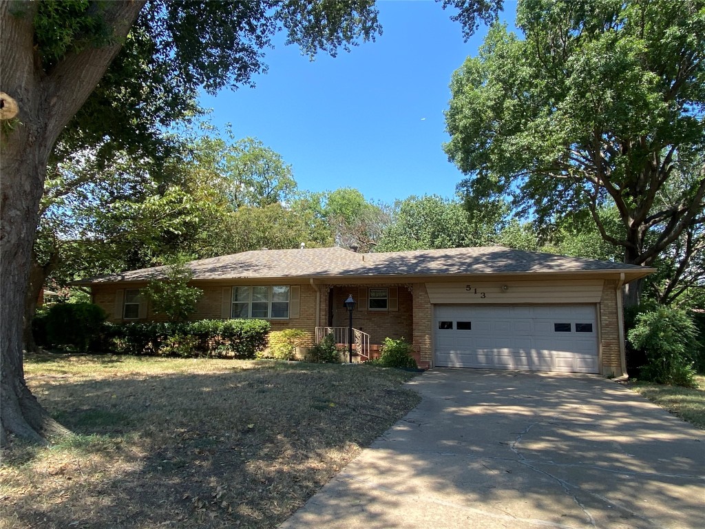 513 Degan Avenue Lewisville TX 75057