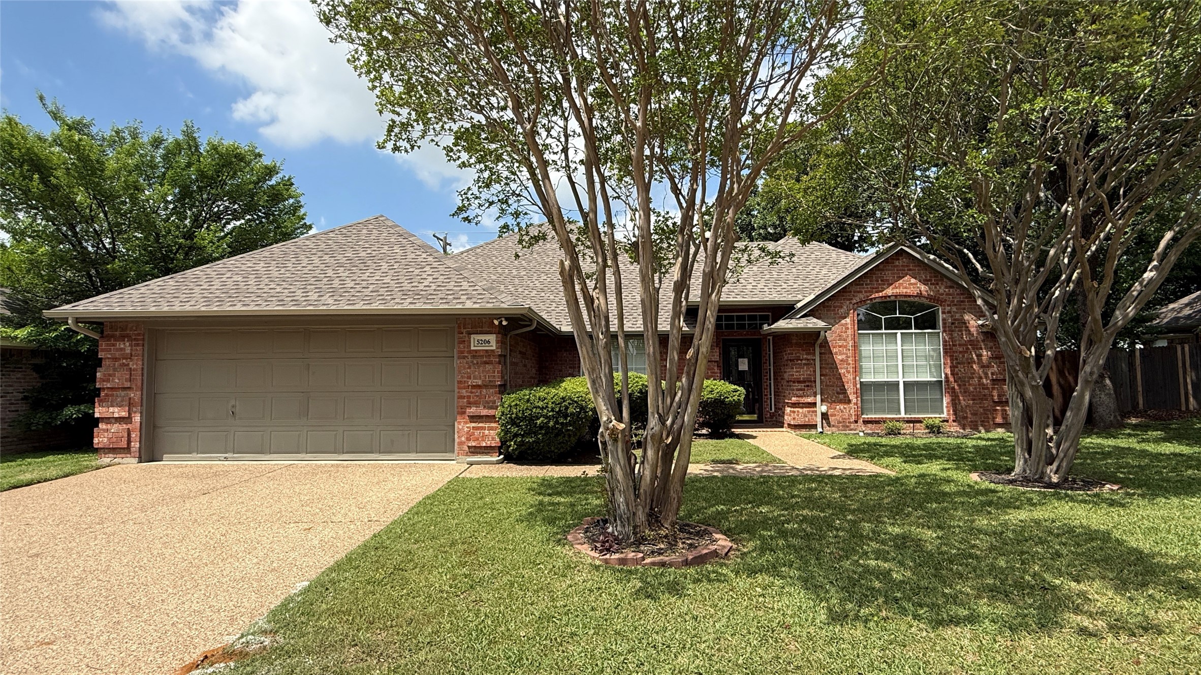 5206 Lookout Trail Arlington TX 76017