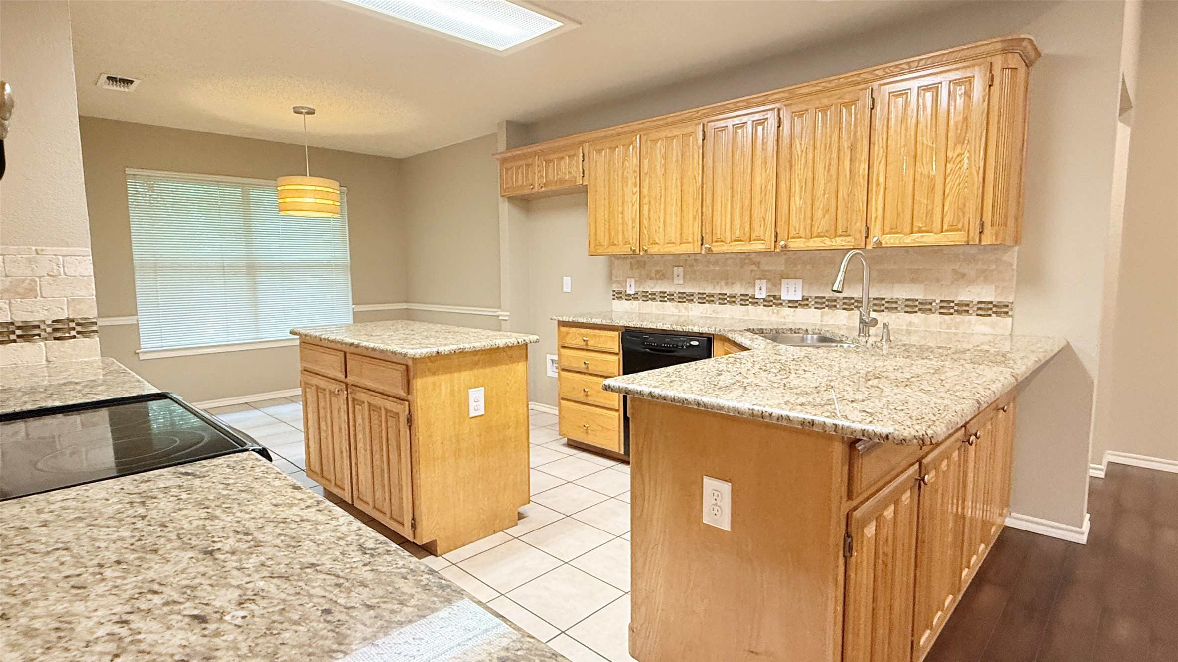 5206 Lookout Trail Arlington TX 76017