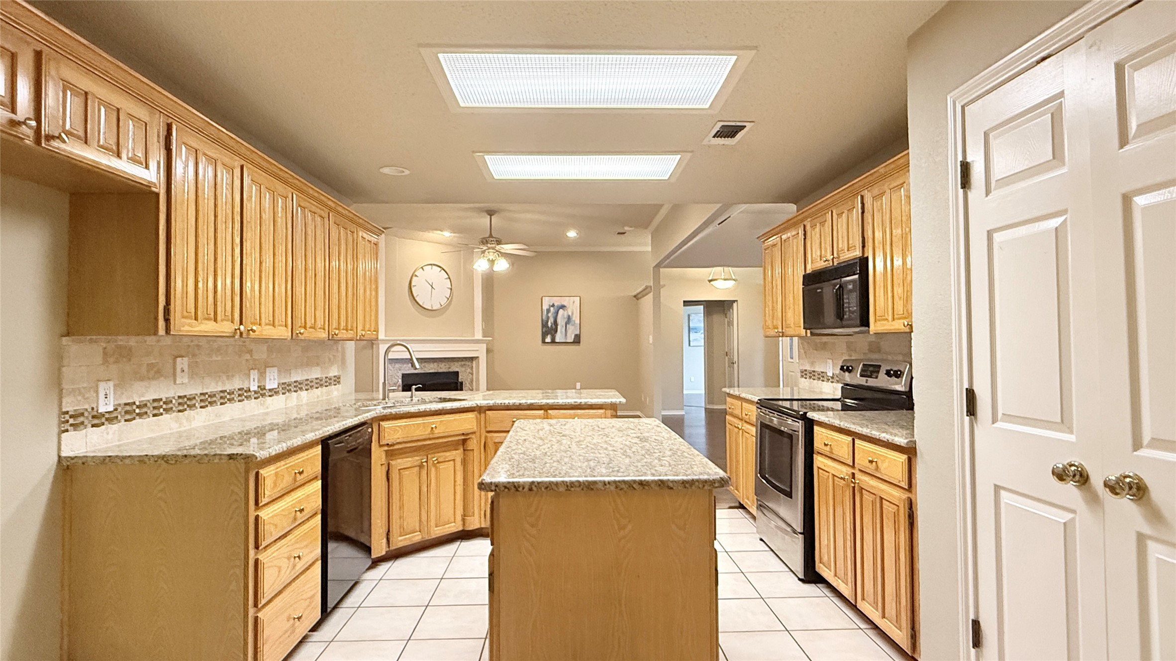 5206 Lookout Trail Arlington TX 76017