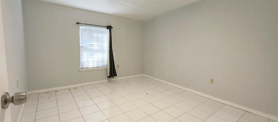 1113 Maydelle Lane Garland TX 75042