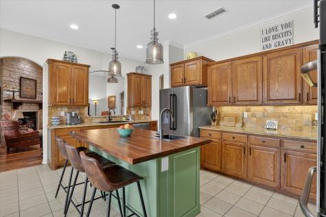 125 River Rock Court Poolville TX 76487