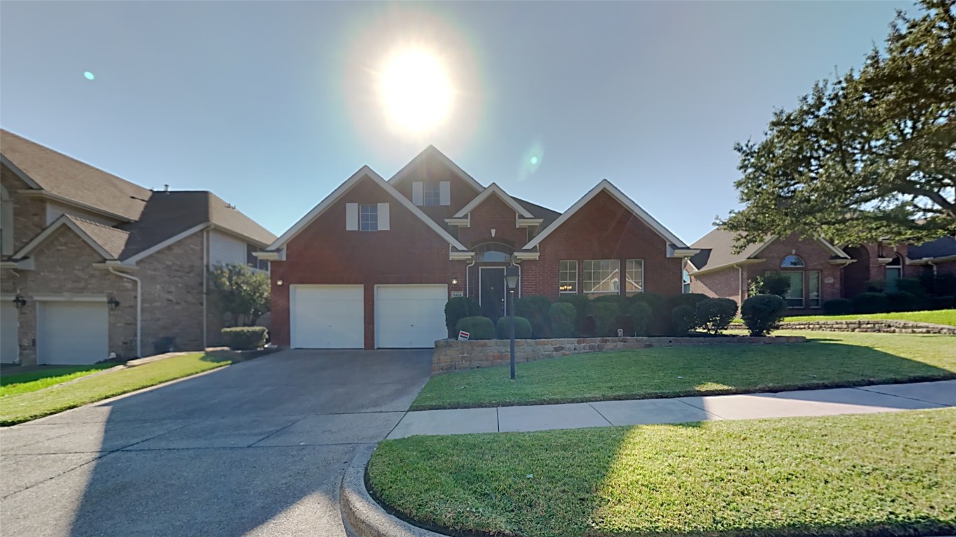 2404 Knollwood Court Arlington TX 76006