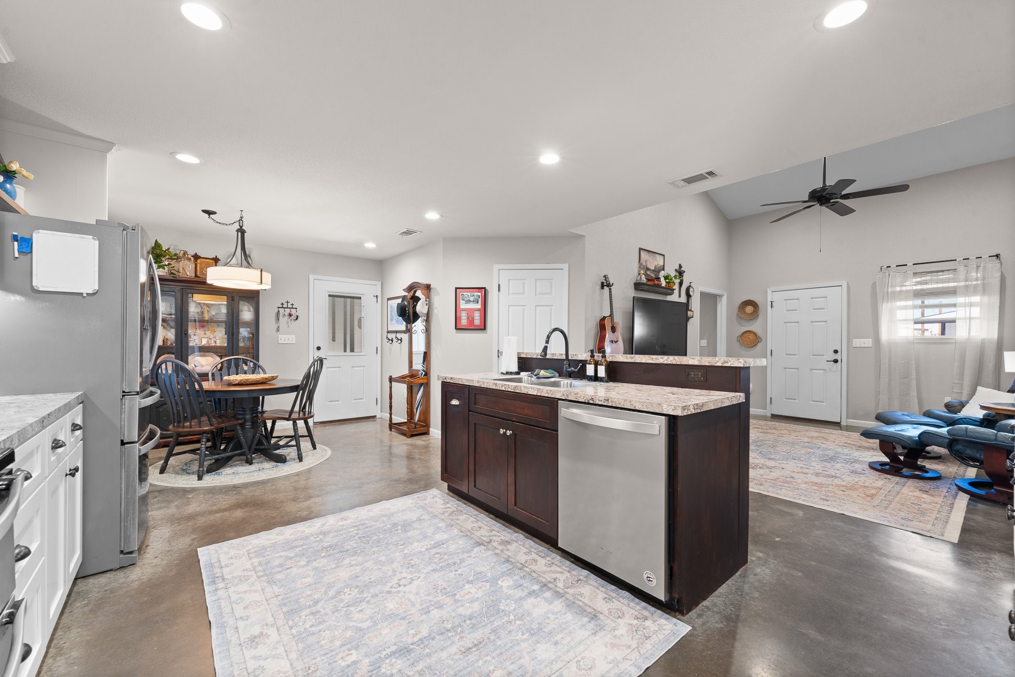 121 Grand Teton Drive Whitney TX 76692