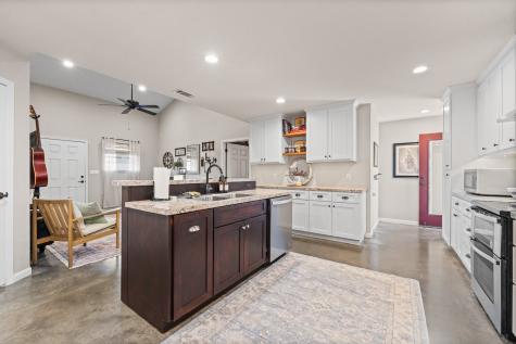 121 Grand Teton Drive Whitney TX 76692