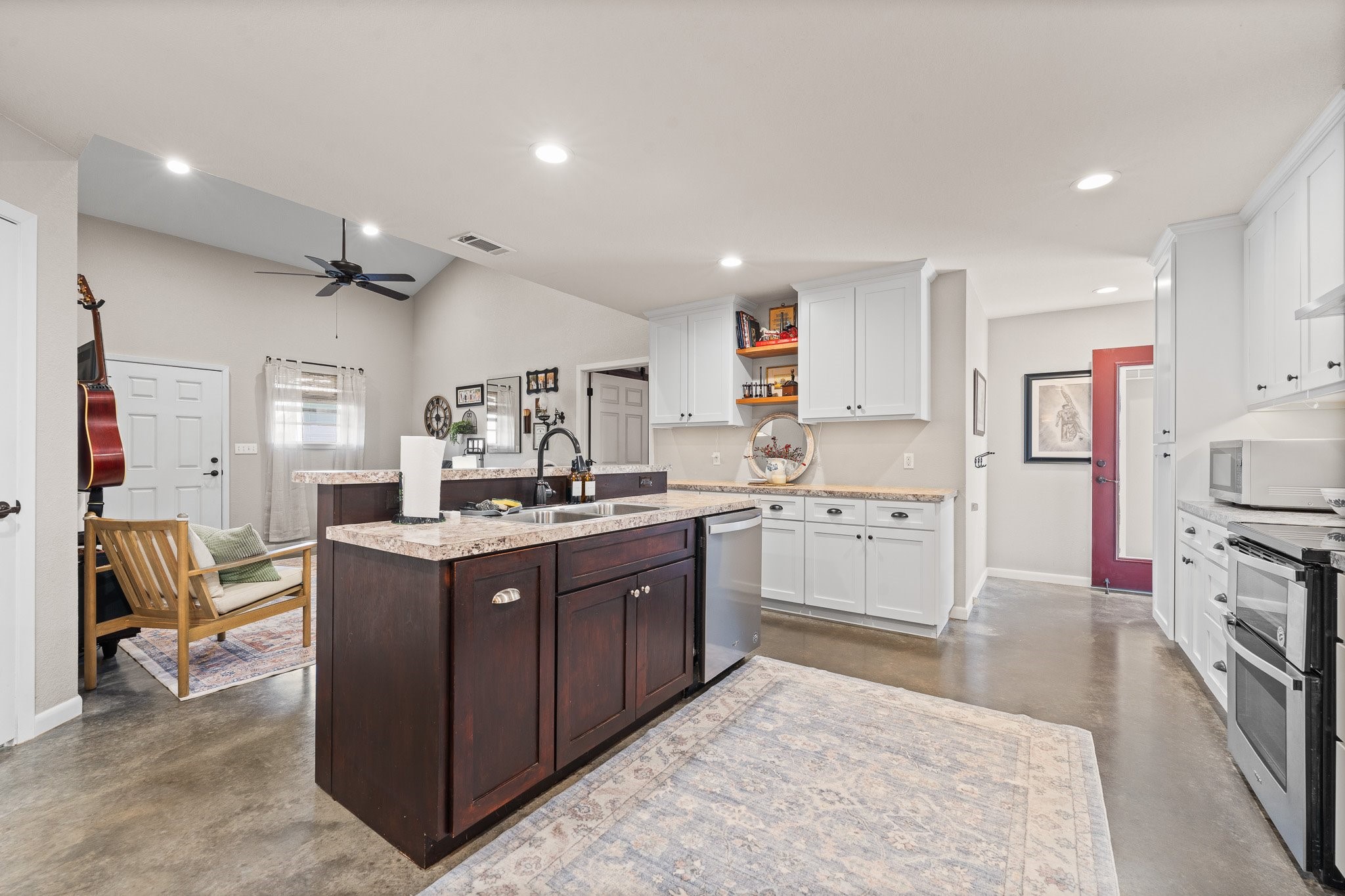 121 Grand Teton Drive Whitney TX 76692