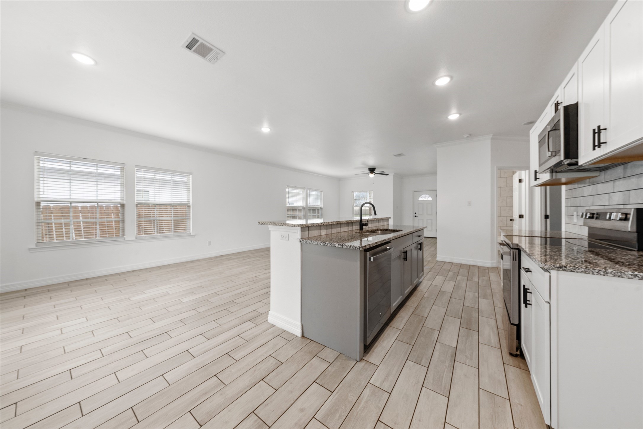 501 Avenue A Moody TX 76557