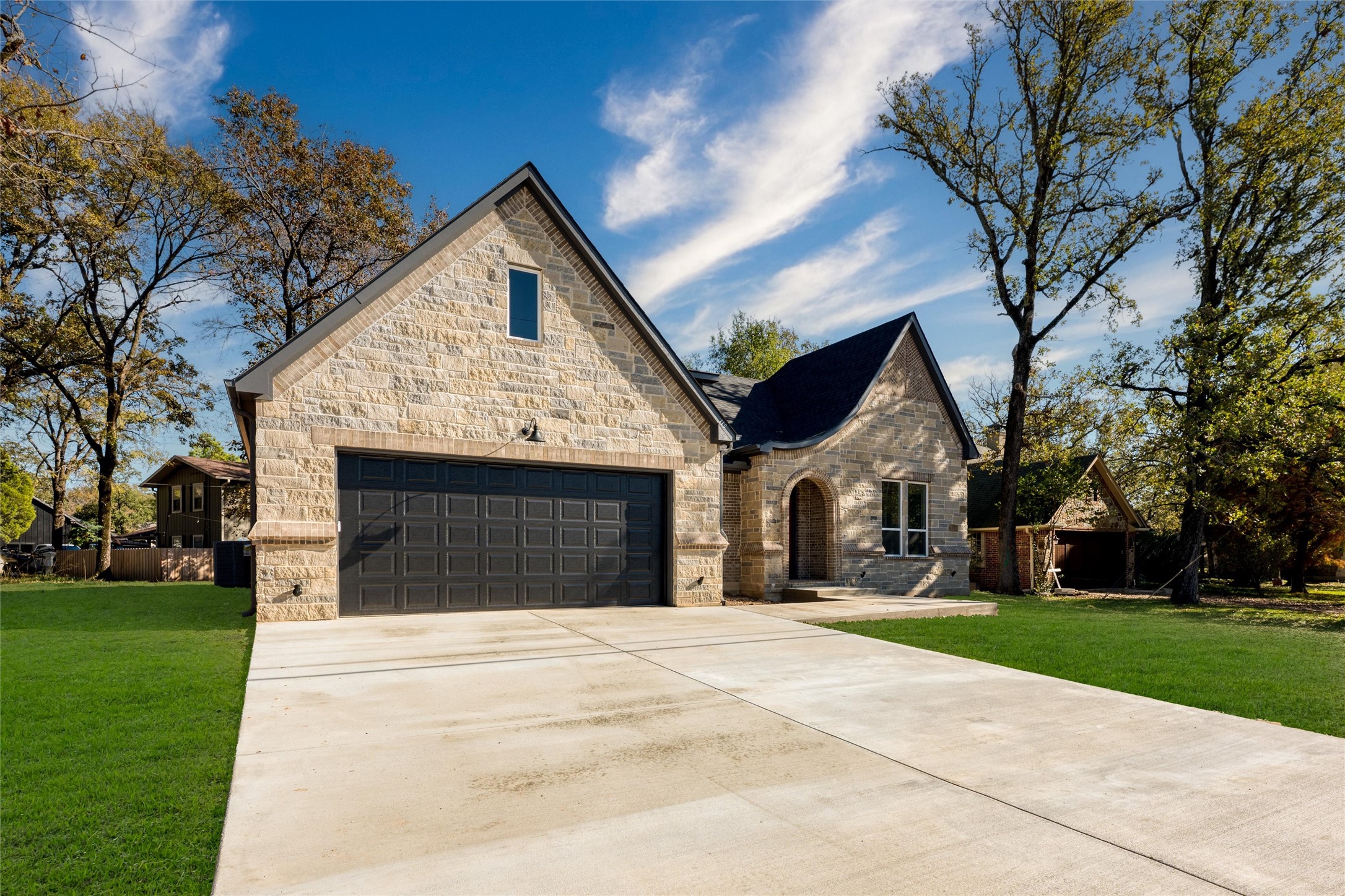 115 Enchanted Drive Enchanted Oaks TX 75156