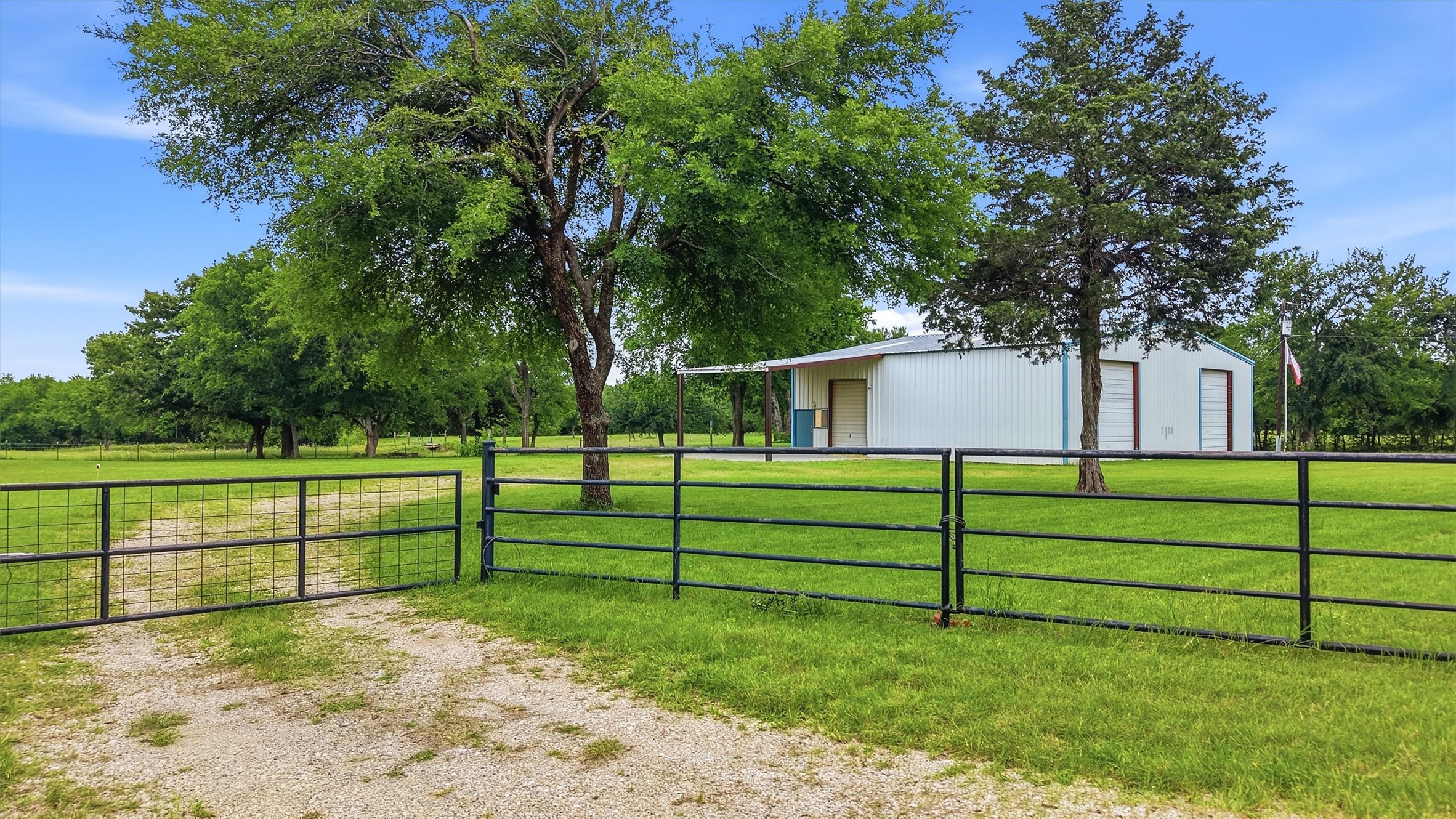 2700 Randell Lake Road Denison TX 75020