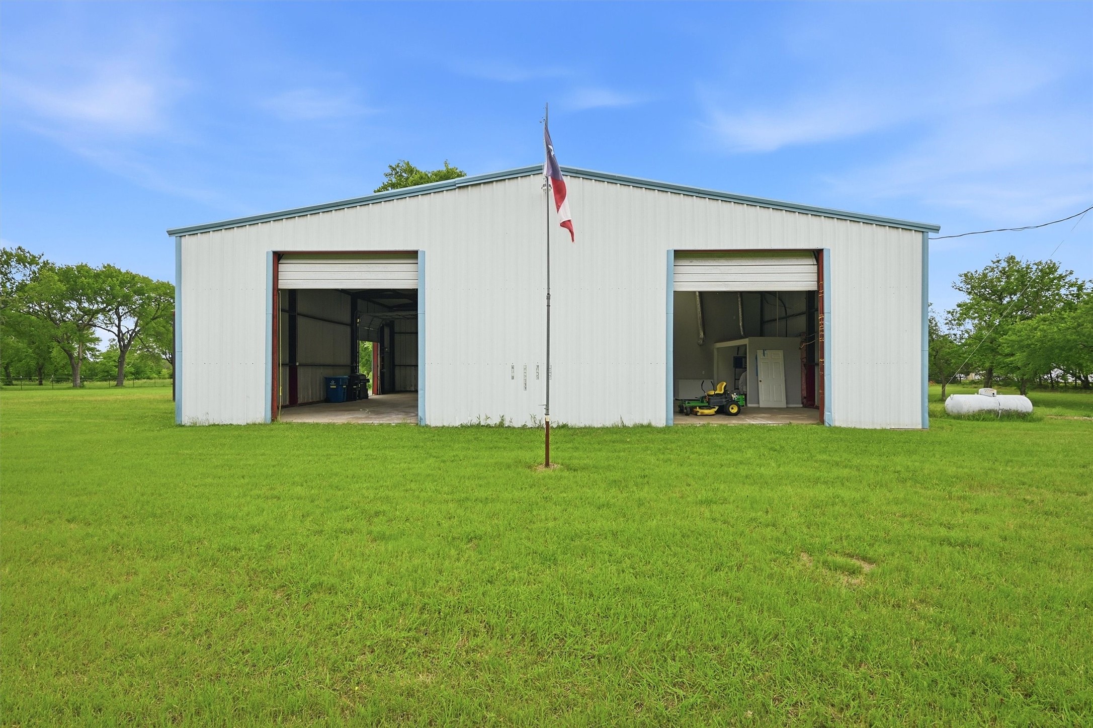 2700 Randell Lake Road Denison TX 75020