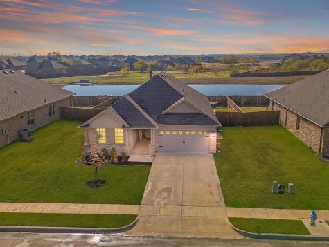 1360 Madeline Lane Krum TX 76249