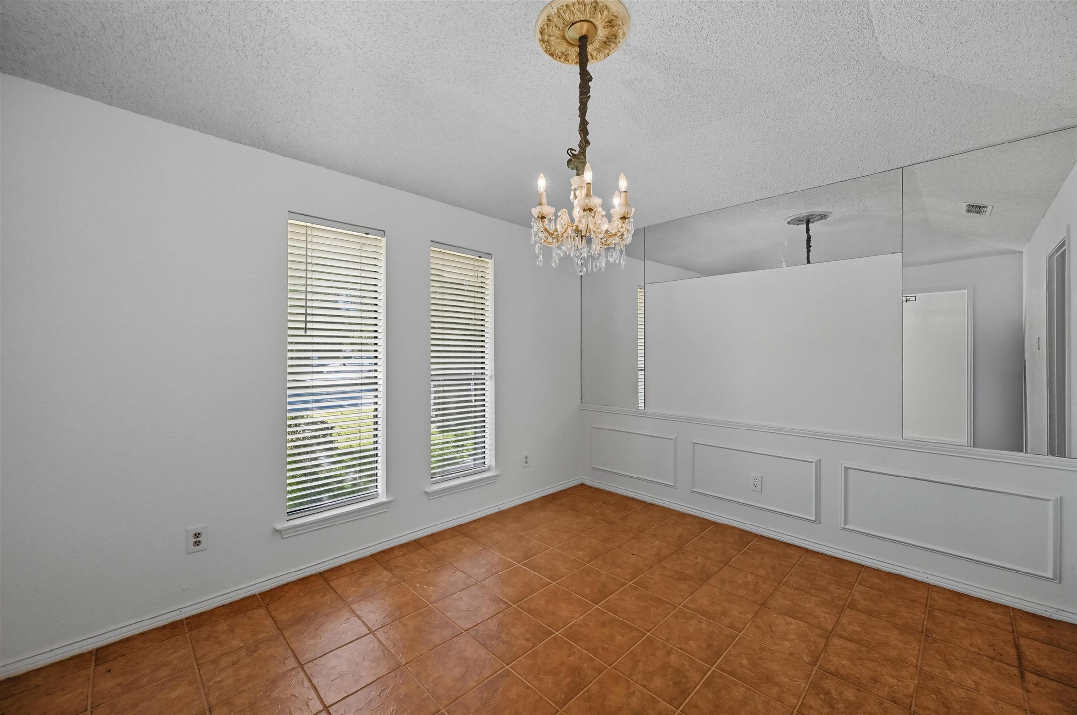 1444 Marlene Place Desoto TX 75115