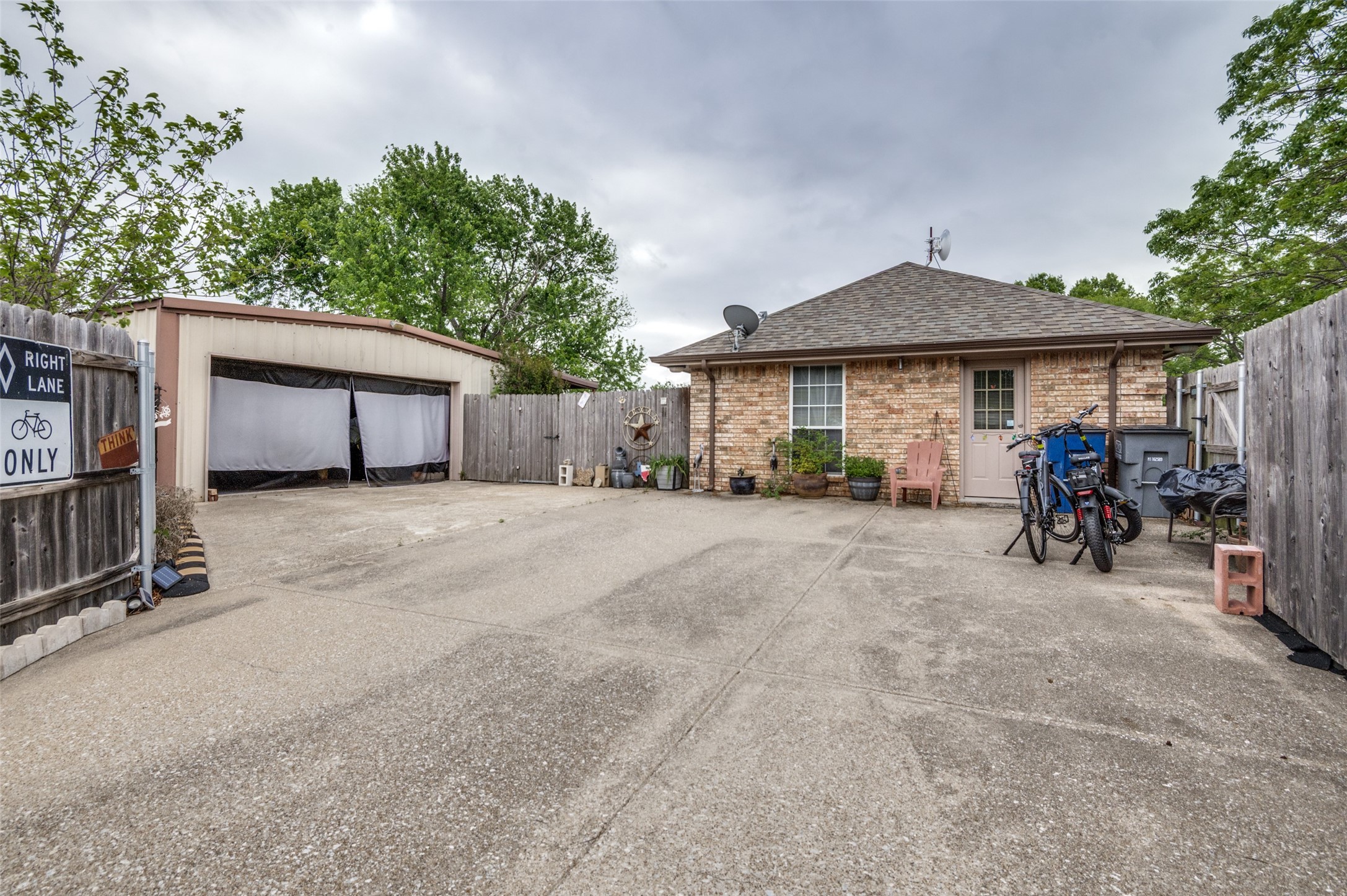 3336 Dasher Street Lancaster TX 75146