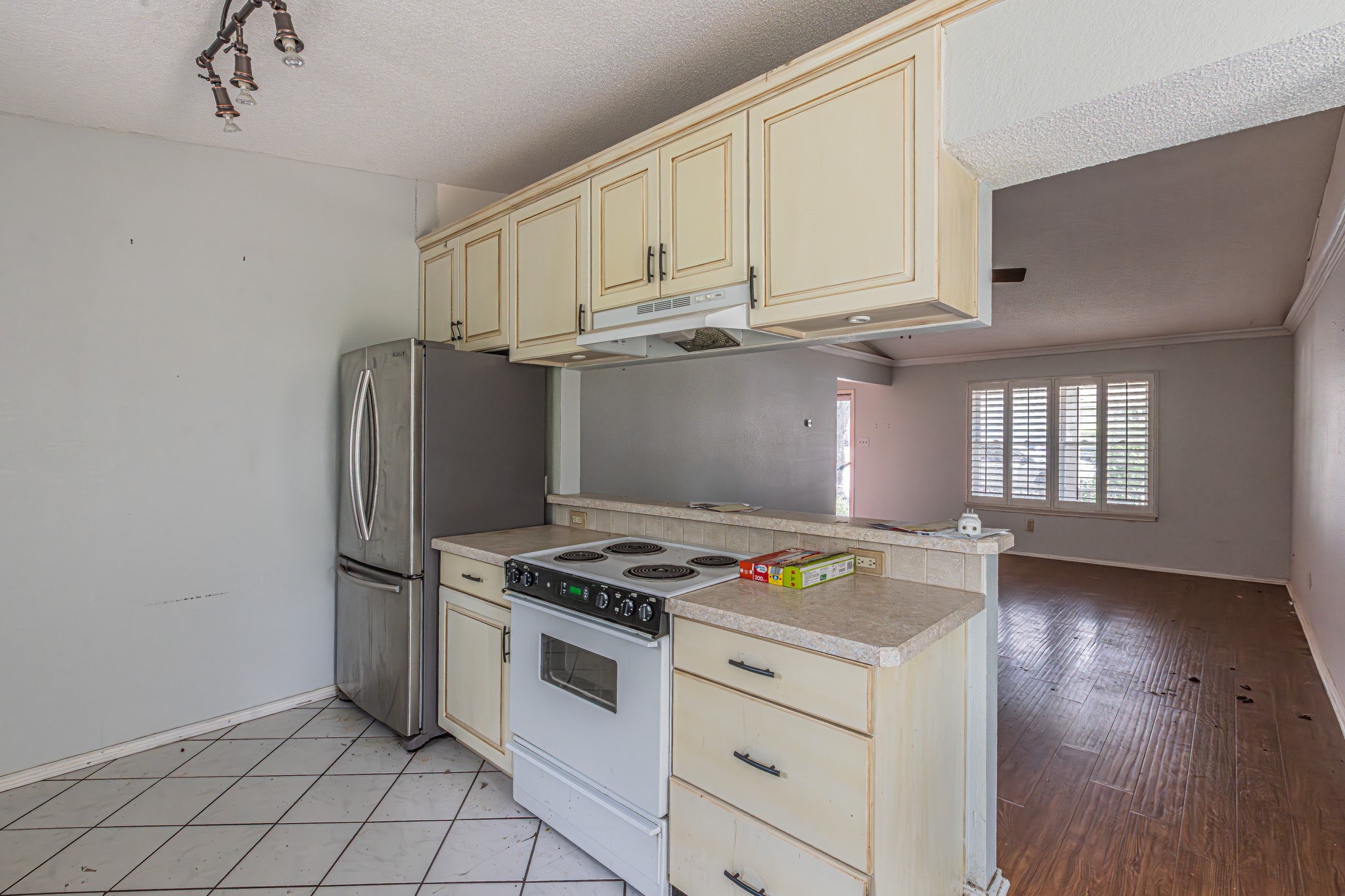 6504 Johnnie Street Watauga TX 76148