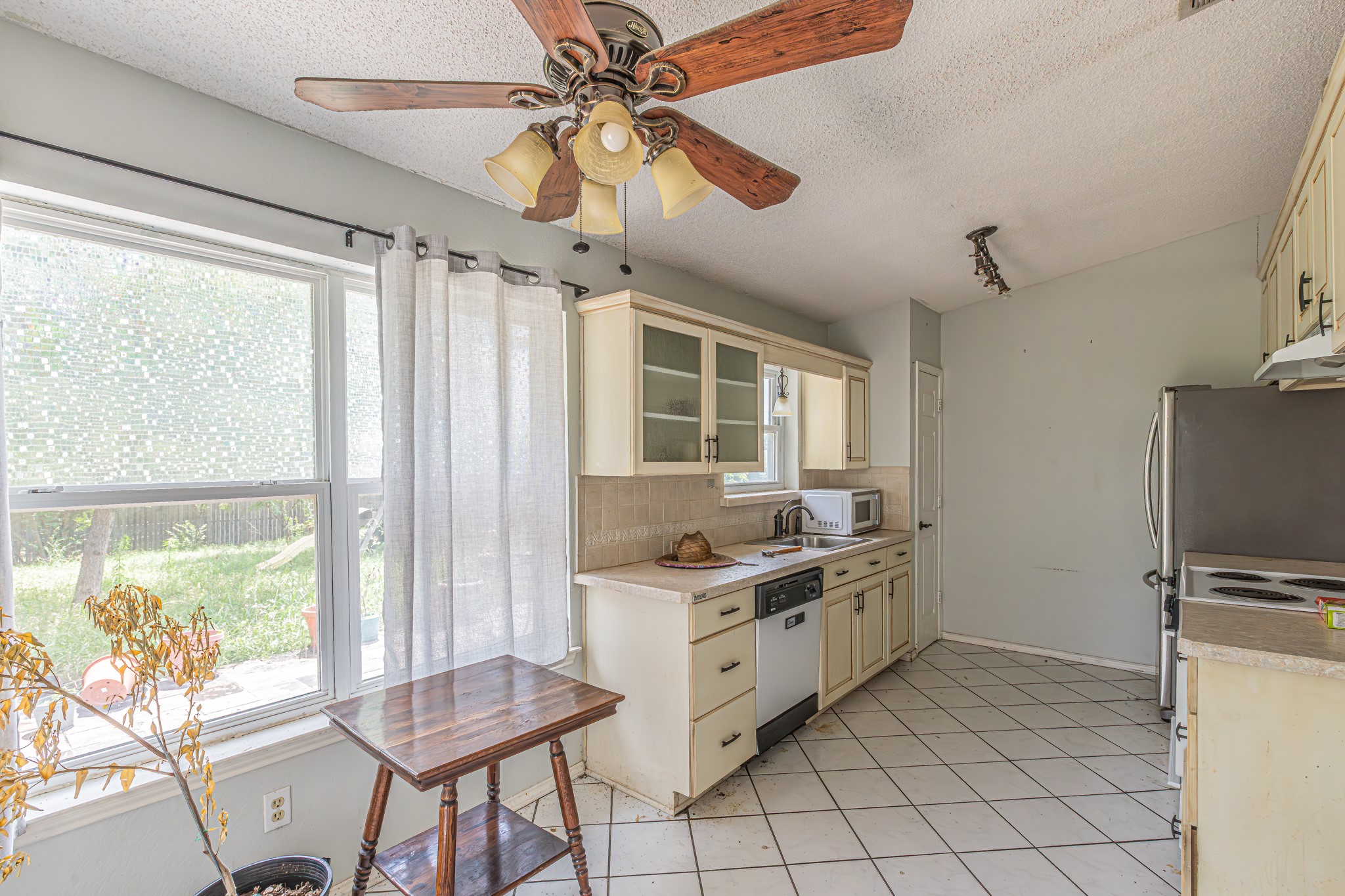 6504 Johnnie Street Watauga TX 76148