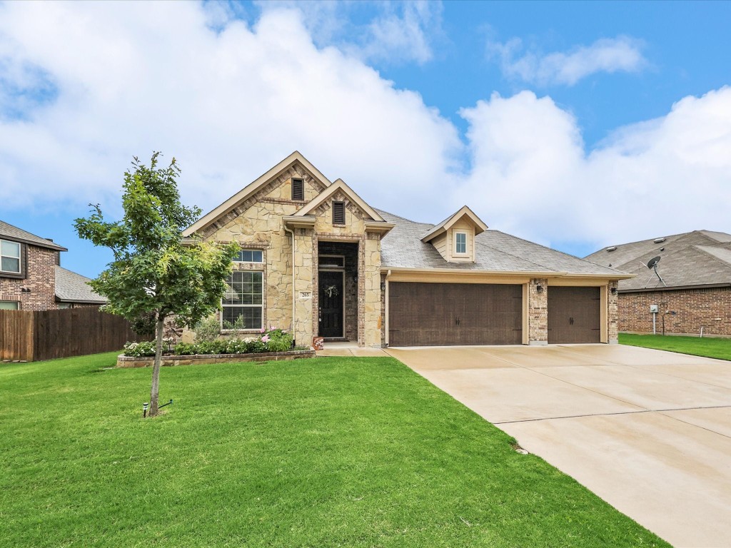 265 Pine Crest Drive Justin TX 76247