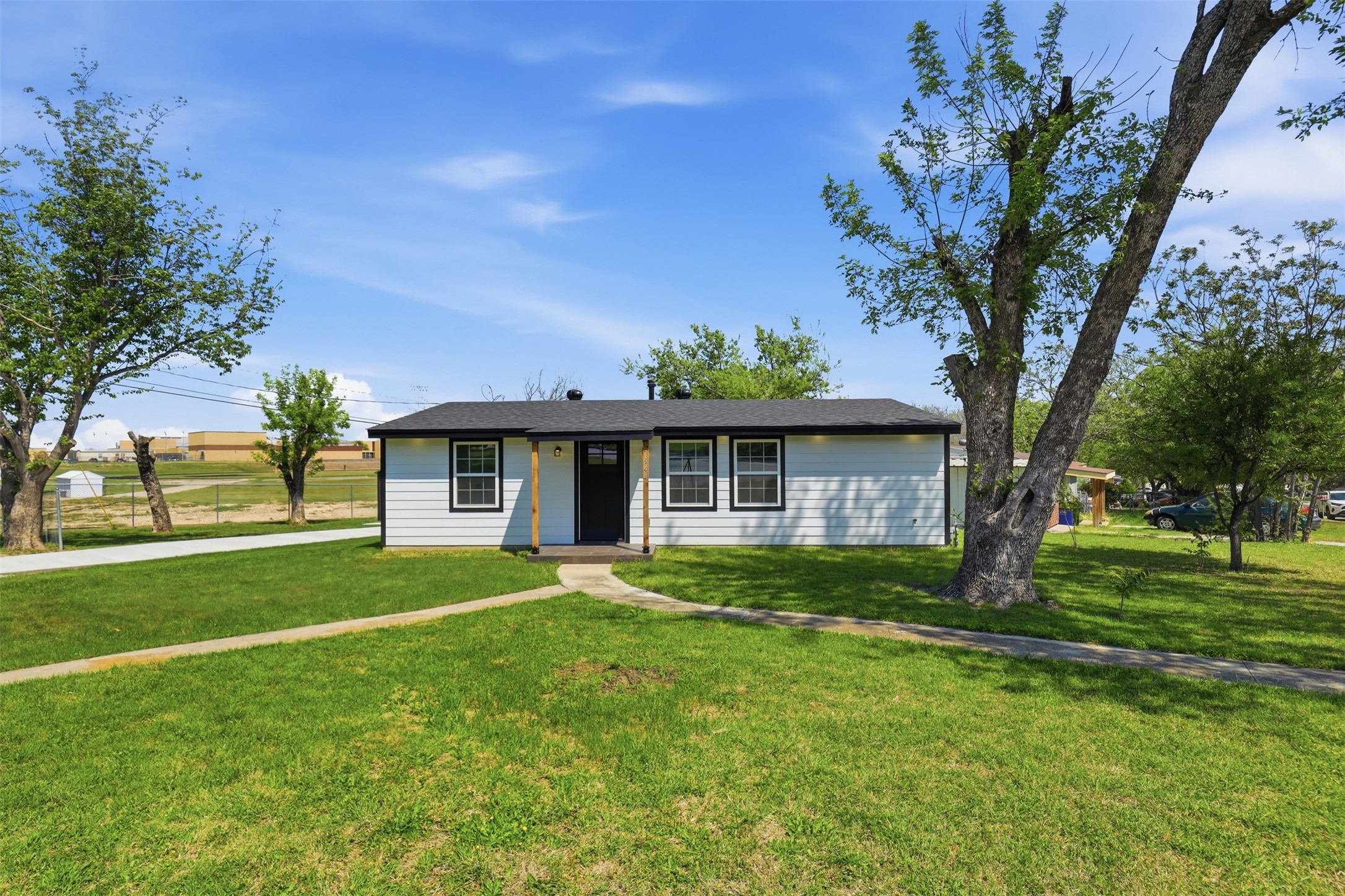 7944 Downe Drive White Settlement TX 76108