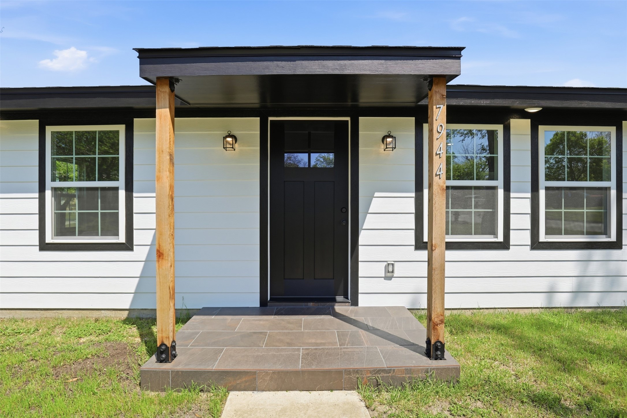 7944 Downe Drive White Settlement TX 76108