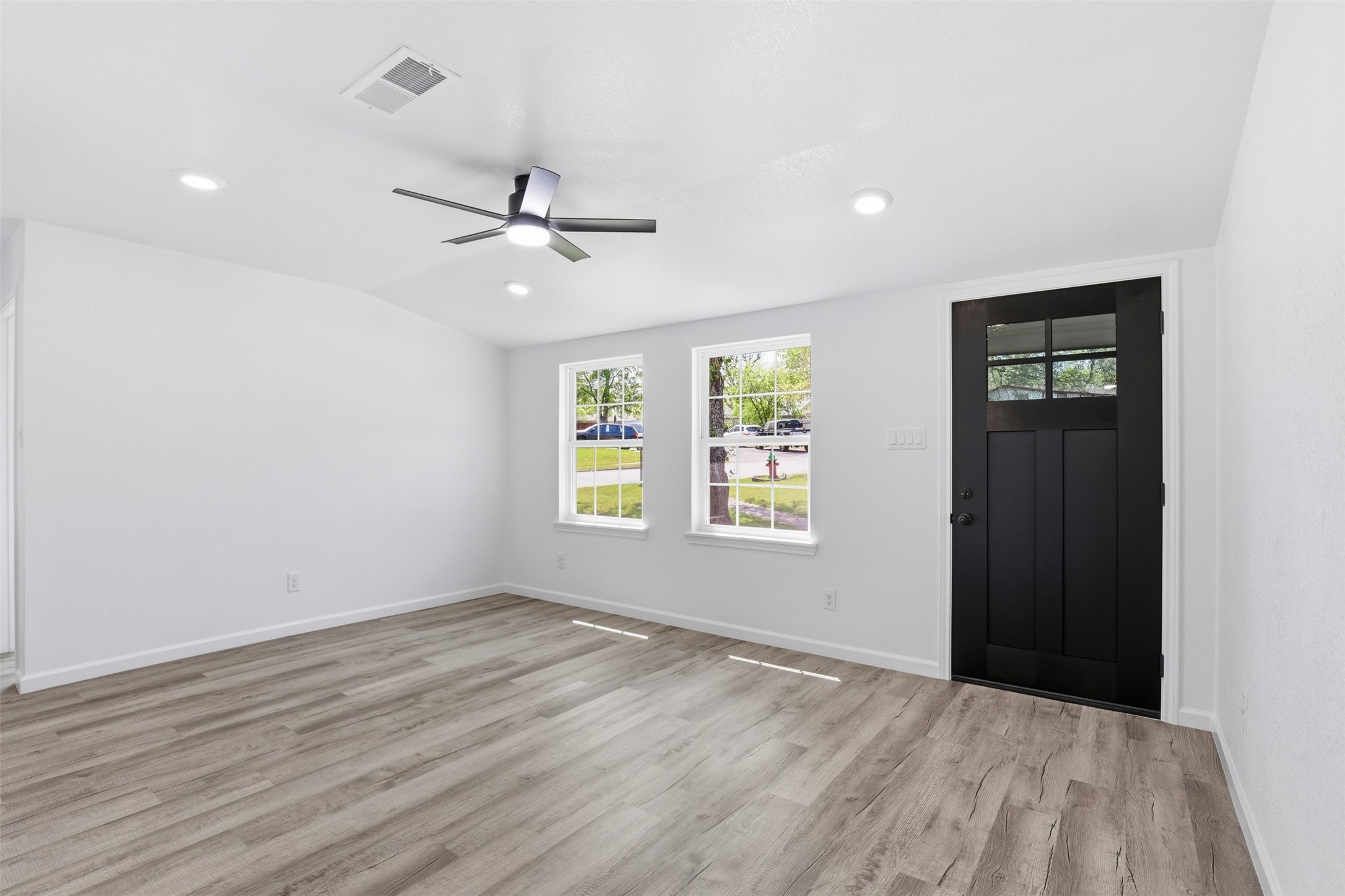 7944 Downe Drive White Settlement TX 76108