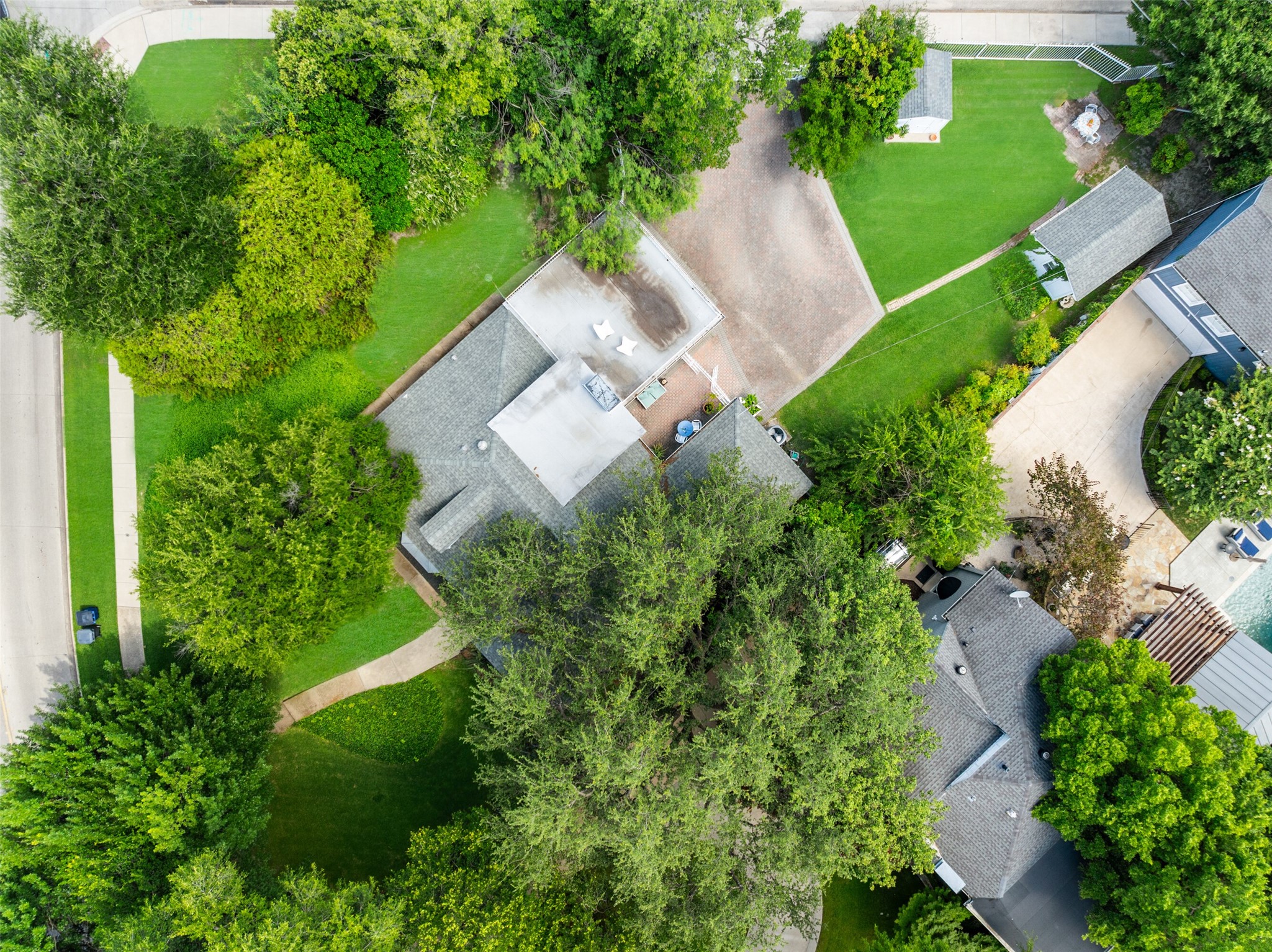 622 N Brookside Drive Dallas TX 75214