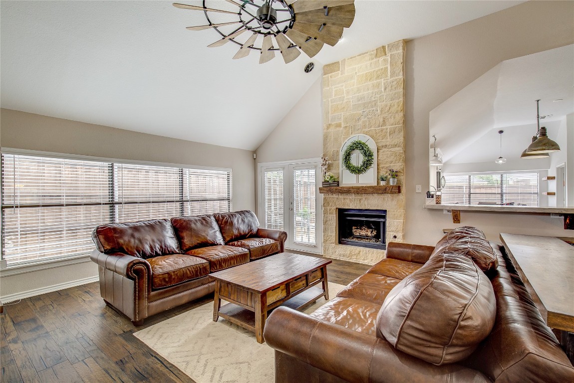 4906 Meadow Vista Place Garland TX 75043