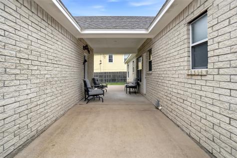 207 Bonita Drive Granbury TX 76049