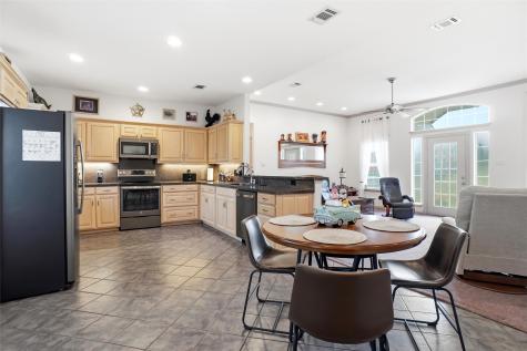 207 Bonita Drive Granbury TX 76049